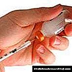 Happensfarë ndodh nëse injektoni insulinë në një person të shëndetshëm?