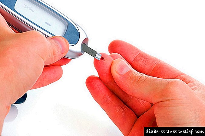 Kliniese effektiwiteit van bloedsuiers met ernstige diabetes mellitus, newe-effekte, indikasies, kontraindikasie en interaksies
