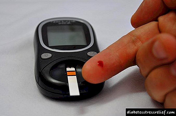 Meriv çawa glukometerê One Touch Ultra bikar tîne