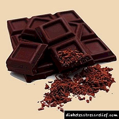Кадом шоколадро бо диабет хӯрда метавонам: талх, шир, безарар