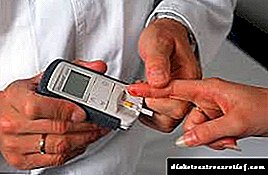 Paano mangayayat sa diyabetis: diyeta para sa labis na timbang para sa pagbaba ng timbang