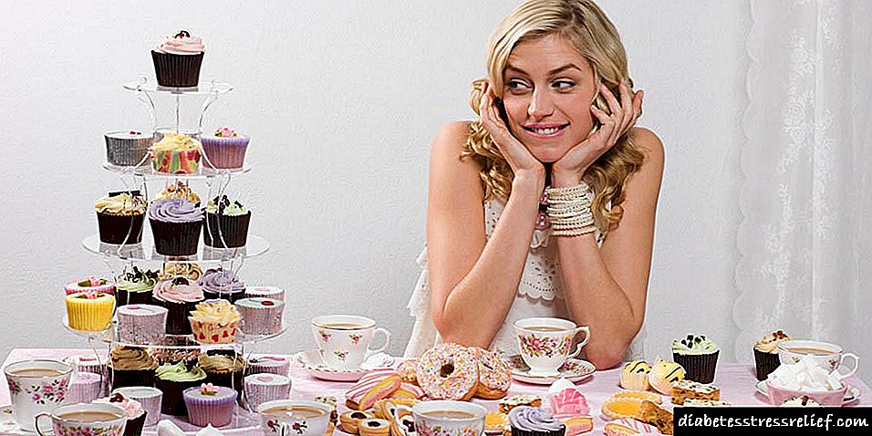 Si të hani një tortë dhe të humbni peshë: sekretet e pjekjes dietë me gjizë