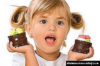 Norma şekirê xwînê di zarokan de: 5 nîşana ji bo analîzê, sedemên zêdebûn û kêmbûna glukozê di xwînê de
