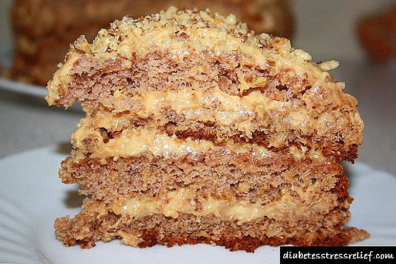 Torta od oraha: jednostavan domaći recept za desert